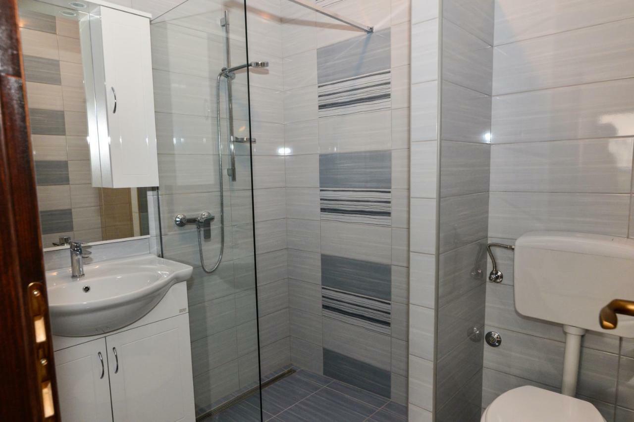 Apartment Sena 2 Привлака Экстерьер фото